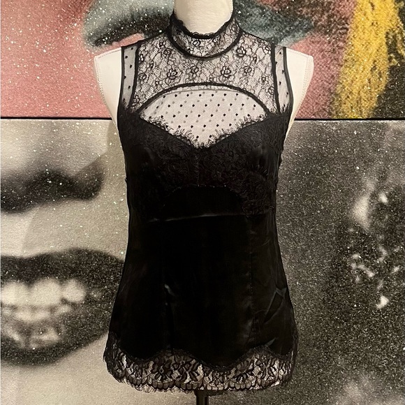 WOW! 🤩 Bebe Black Silk Lace High-Neck Blouse * Top Sz Small - Picture 9 of 9